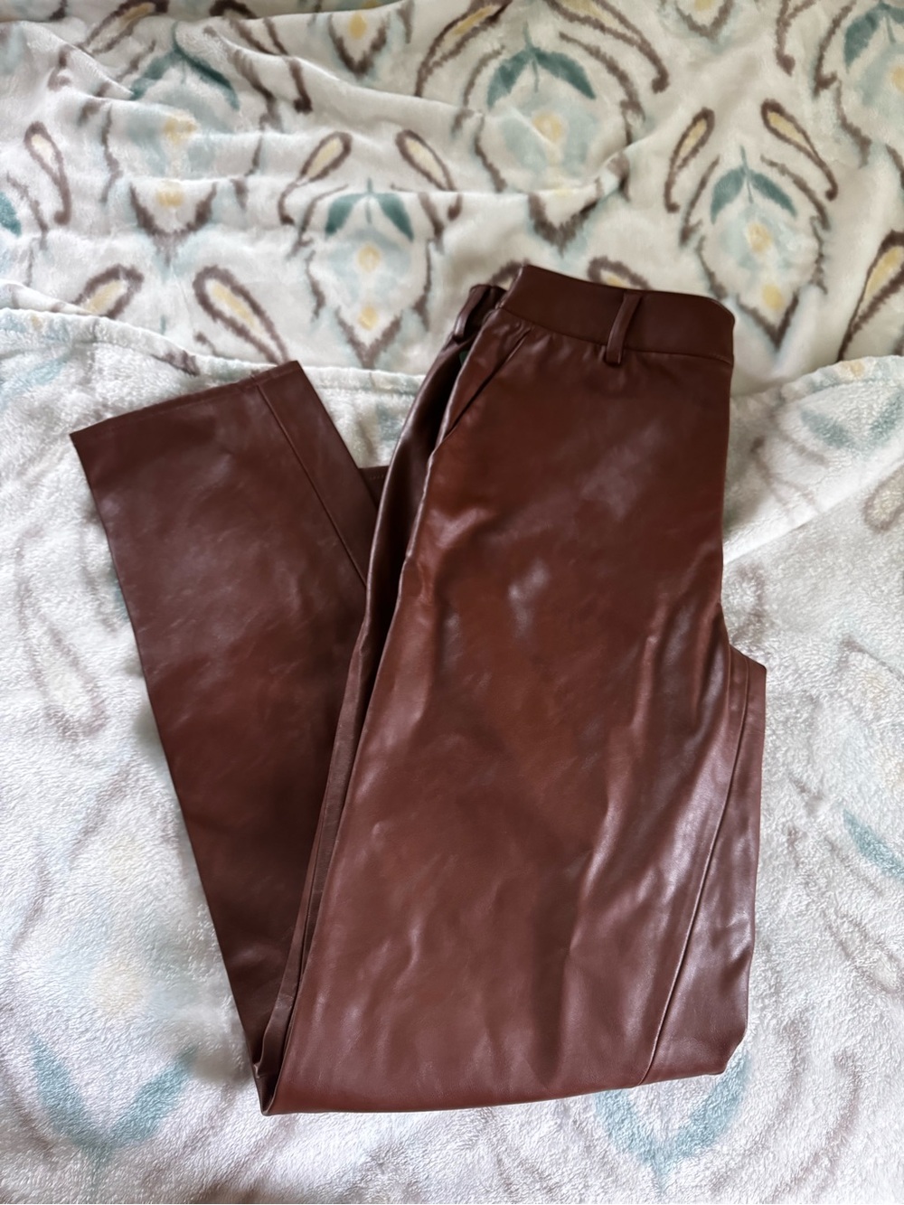 Simon’s Brown Faux Leather Pants